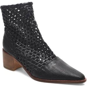 Free People Boots Women’s Size 5.5 In The Loop Woven Black Leather Stacked Heel
